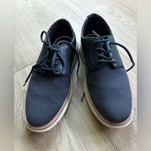 Ben Sherman Men’s canvas lace ups size 8